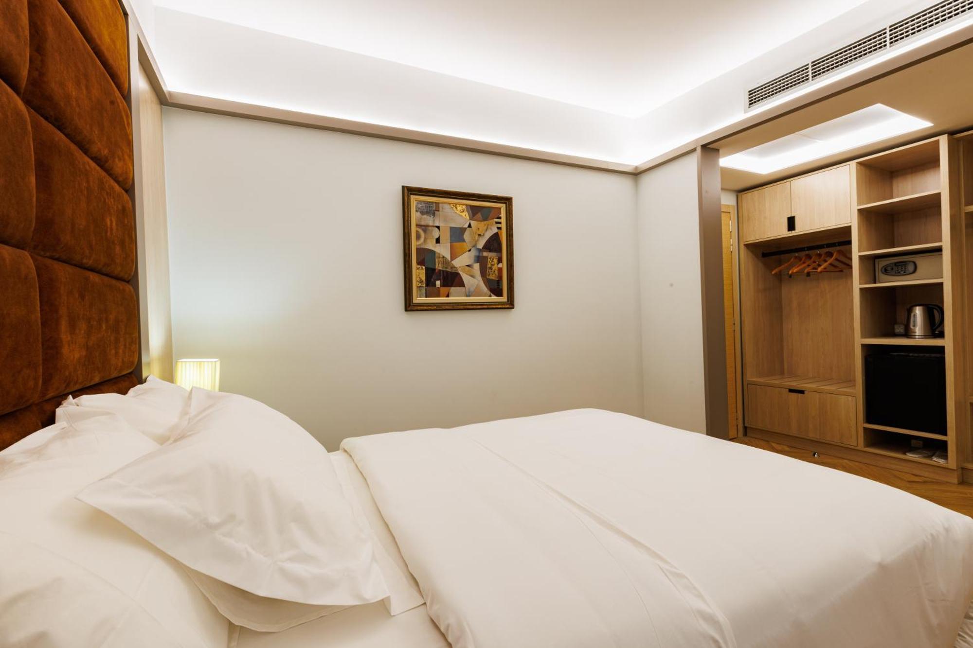 Hotel Fieri Eksteriør bilde