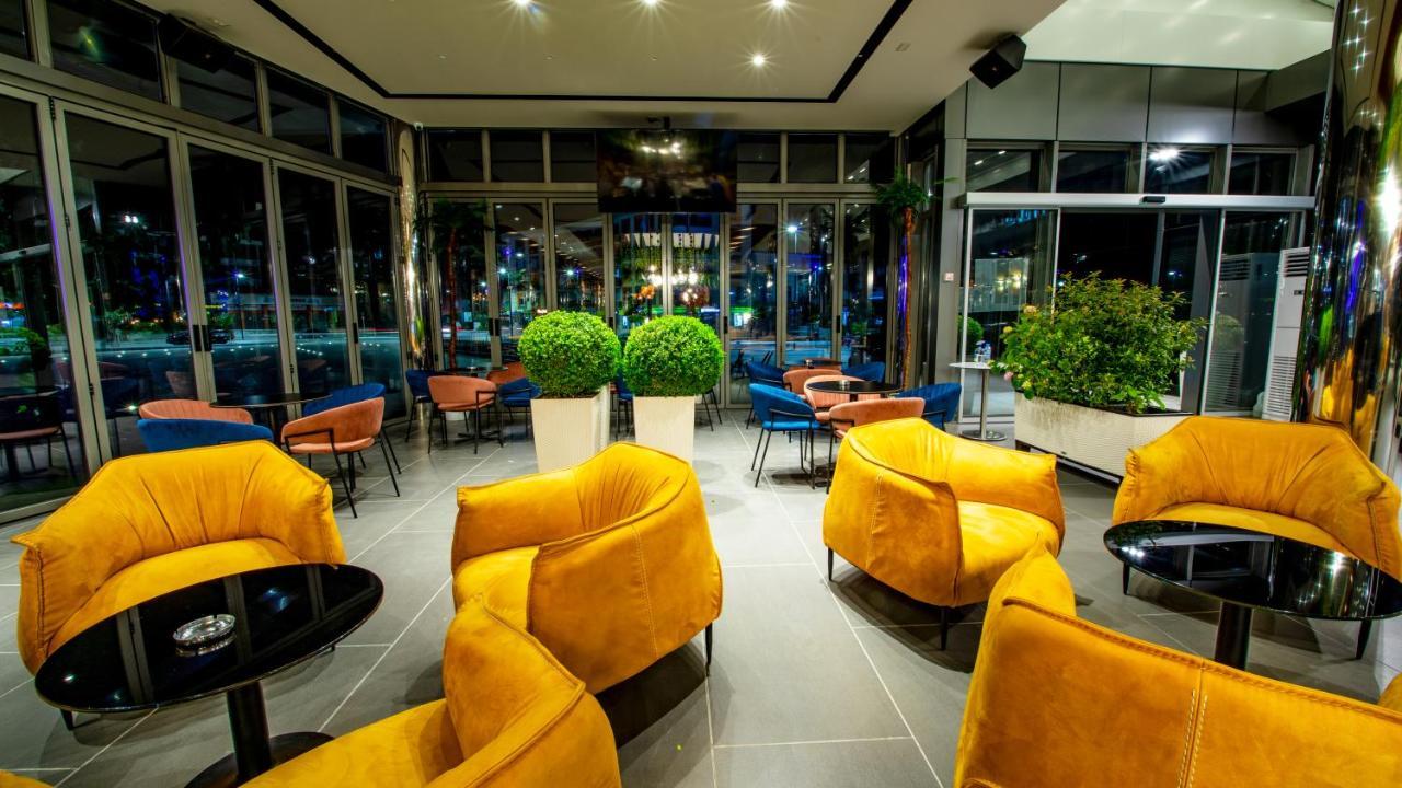 Hotel Fieri Eksteriør bilde